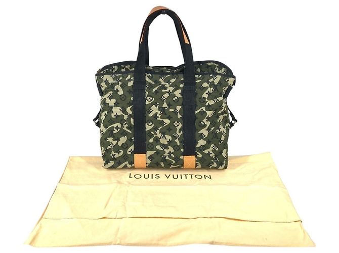 Borsa Tray Camouflage Monogram Louis Vuitton Nero Verde - vista 15