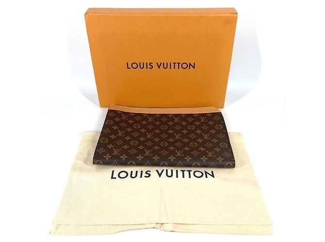 Borsa Clutch Pochette Jour Monogram di Louis Vuitton Marrone - vista 14