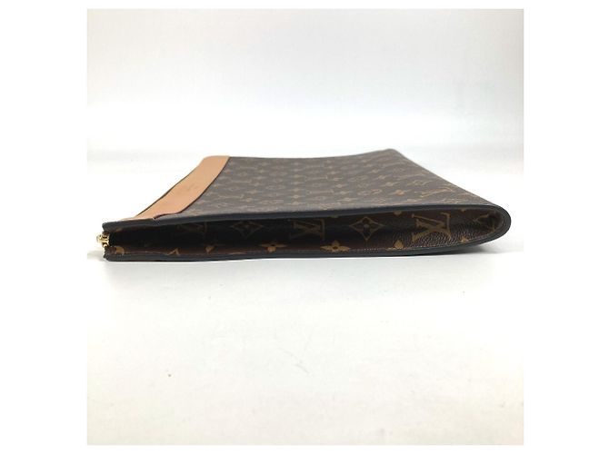 Borsa Clutch Pochette Jour Monogram di Louis Vuitton Marrone - vista 3