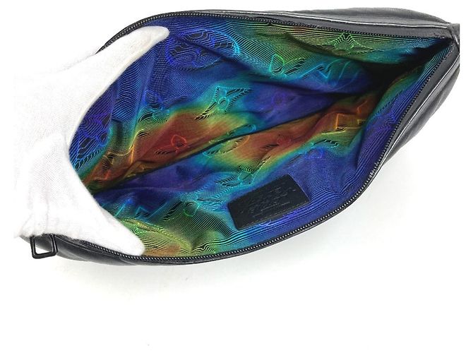 Bolso Clutch de Cordero Louis Vuitton Negro - vista 13