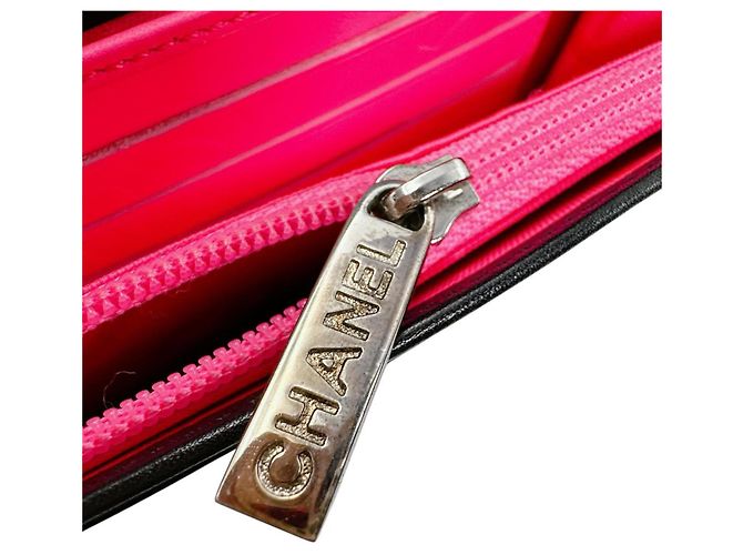 Billetera bifold de cuero acolchado de la línea Cambon de Chanel Negro - vista 14