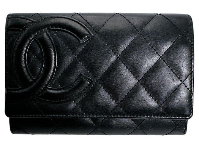 Billetera bifold de cuero acolchado de la línea Cambon de Chanel Negro - vista 2