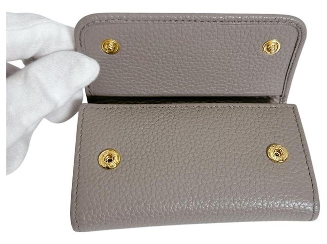 Prada 6-Key Key Case in Grayish Leather Grey - view 11