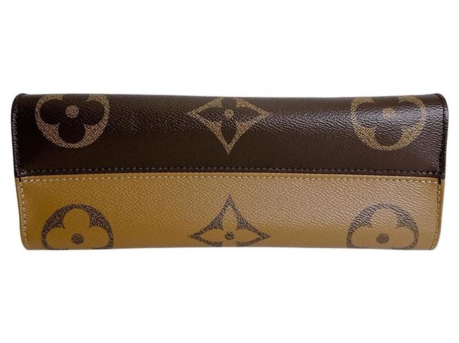 Borsa tote Monogram On the Go di Louis Vuitton Marrone - vista 4