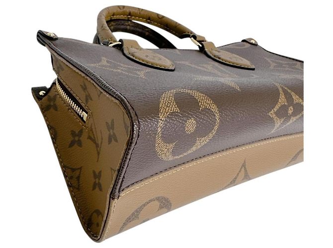 Borsa tote Monogram On the Go di Louis Vuitton Marrone - vista 5