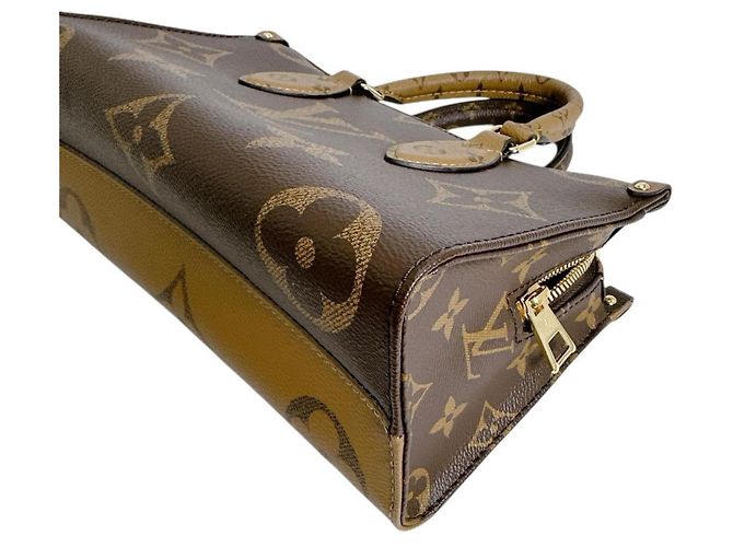 Borsa tote Monogram On the Go di Louis Vuitton Marrone - vista 6