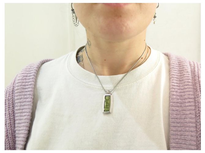 COLLANA VINTAGE YVES SAINT LAURENT PENDENTE RETTANGOLARE 40CM ARGENTO - vista 8
