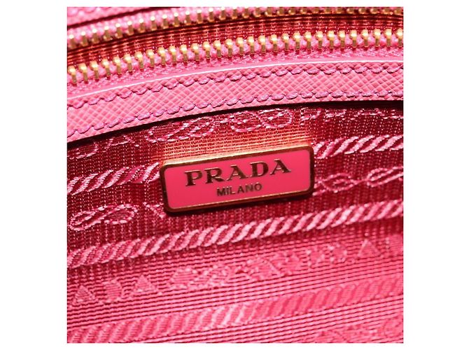 Borsa a tracolla con tasca frontale in pelle Saffiano piccola di Prada Rosa - vista 6