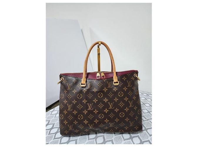 LOUIS VUITTON Borsa Pallas in Tela Monogram Marrone - vista 13