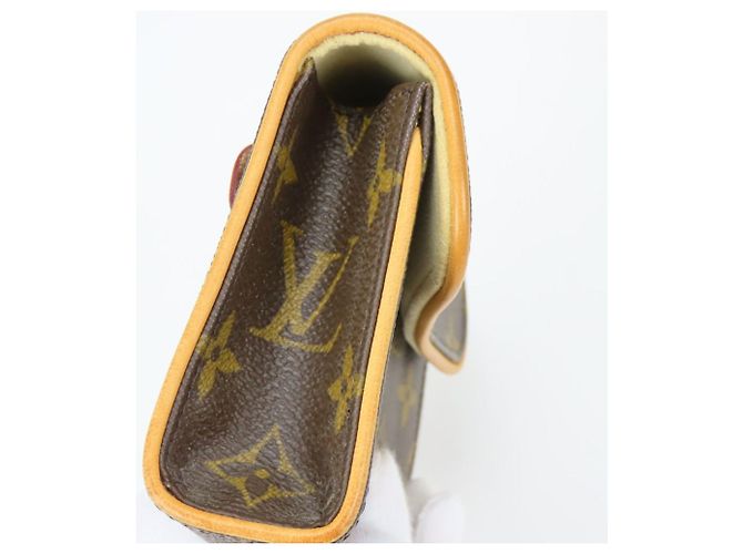 Borsa a vita Pochette Florentine Louis Vuitton Marrone - vista 8