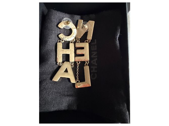 Orecchini Chanel in acciaio nero e beige - vista 4