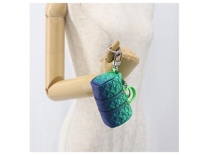 LOUIS VUITTON Portachiavi Mini Keepall Taurillon Illusion MP3284 LV Auth 161455SM Verde - vista 21