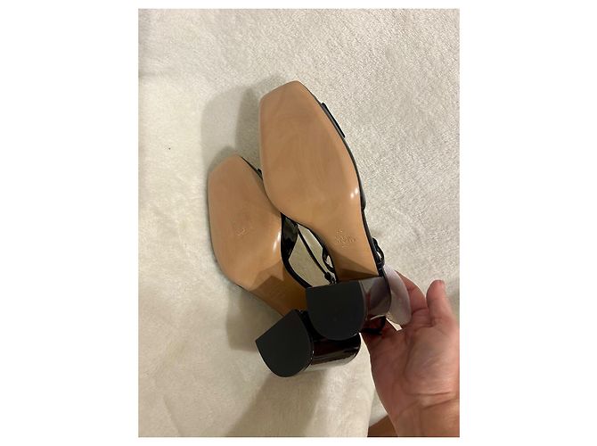 Décolleté Valentino Garavani One Stud in vernice nera Nero - vista 3