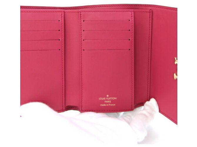 Billetera Compacta Tri-fold Capucines de Louis Vuitton Negro Rosa Multicolor - vista 4