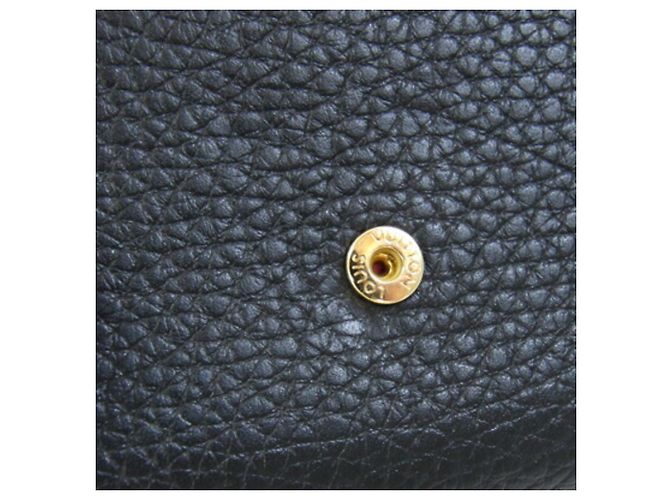 Billetera Compacta Tri-fold Capucines de Louis Vuitton Negro Rosa Multicolor - vista 6