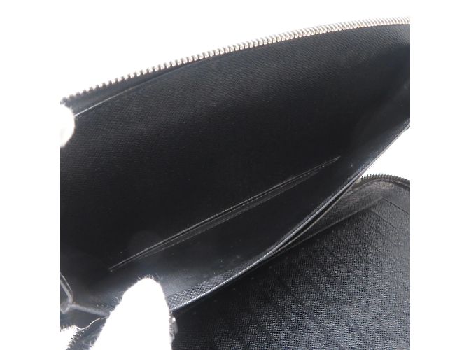 Organizer Louis Vuitton Taiga Leather Long Wallet Black - view 7