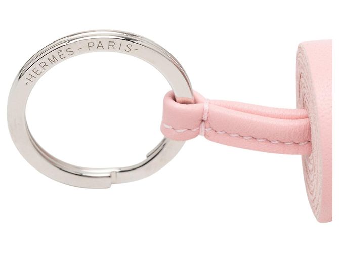 Ring Llavero Carmen de piel de cordero Milo rosa de Hermès - vista 3