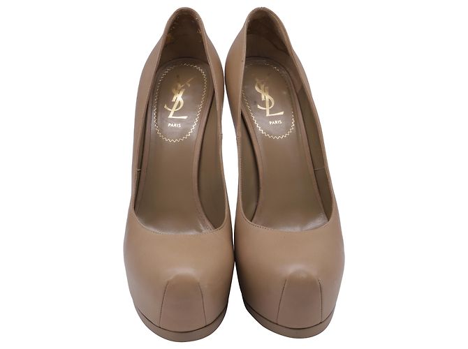 Yves Saint Laurent Décolleté a piattaforma Tribtoo in pelle beige di Saint Laurent - vista 2