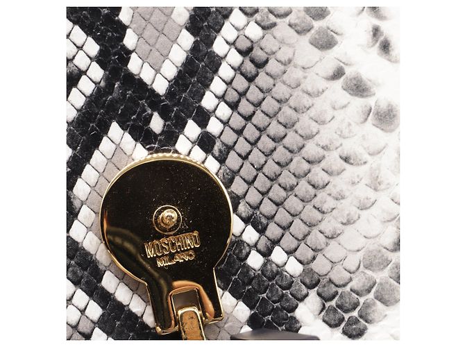 Bolsa de Ombro Moschino M-Logo em Couro de Bezerro Branco com Estampa de Python - vista 9