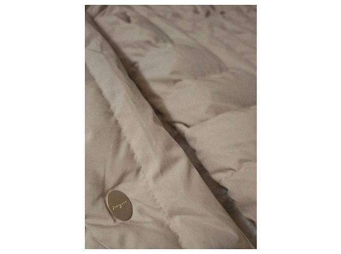 Chaqueta de Plumas de Ganso Salvatore Ferragamo Beige - vista 7