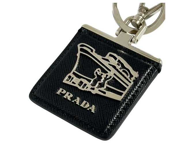 Prada Herren-Schlüsselanhänger mit Schiffs-Motiv Schwarz Silber - Ansicht 4