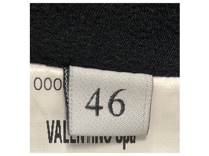 Valentino Garavani Schwarzes besticktes Spitzen-Cocktailkleid von Valentino - Ansicht 5
