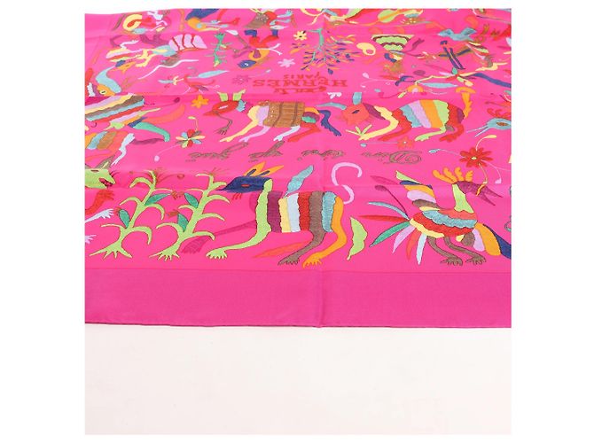 Pañuelo de seda Hermès Carré 90 "Din tini ya Zue An" en rosa - vista 6