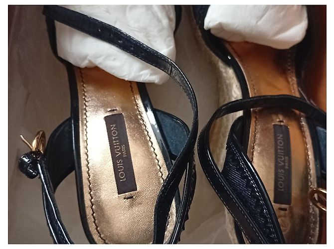 Zeppe Louis Vuitton in pelle blu navy - vista 2
