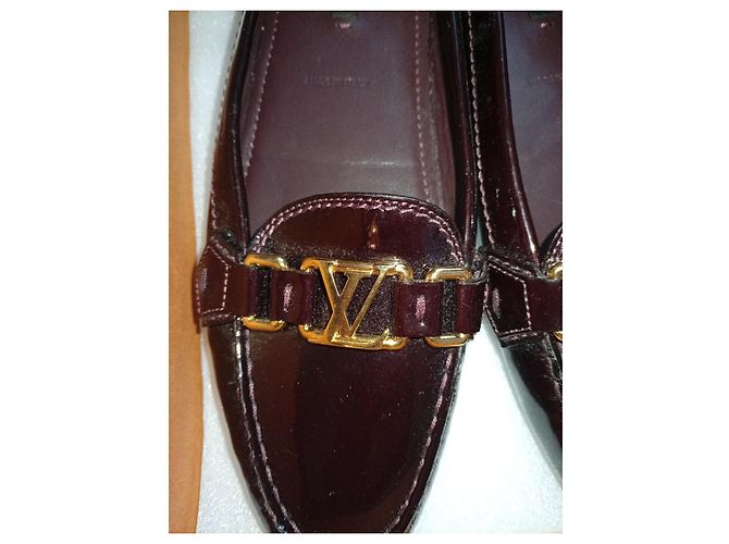 Ballerine Louis Vuitton in pelle rosso scuro Bordò - vista 3