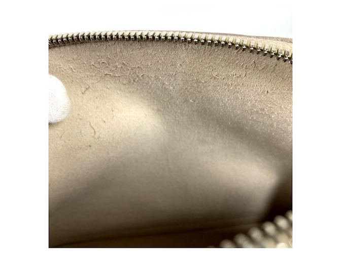 Borsa Alma BB in Epi Louis Vuitton Bianco Bianco sporco - vista 15
