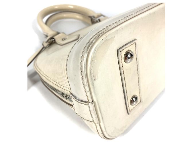 Borsa Alma BB in Epi Louis Vuitton Bianco Bianco sporco - vista 7