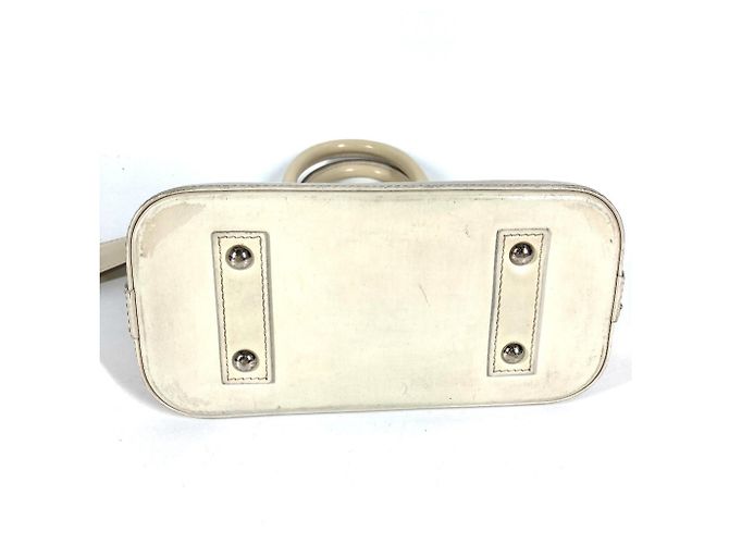 Borsa Alma BB in Epi Louis Vuitton Bianco Bianco sporco - vista 8