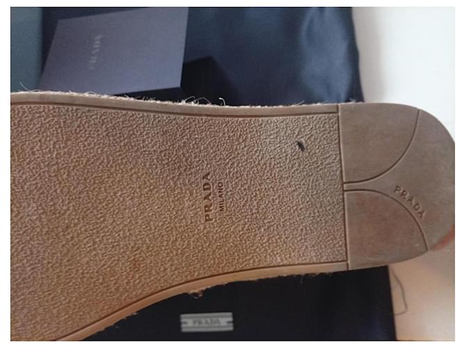 Prada Ballerine in Camoscio e Pelle Beige - vista 6