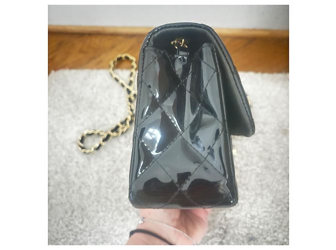 Chanel Timeless Mini in pelle vernice nera Nero - vista 12