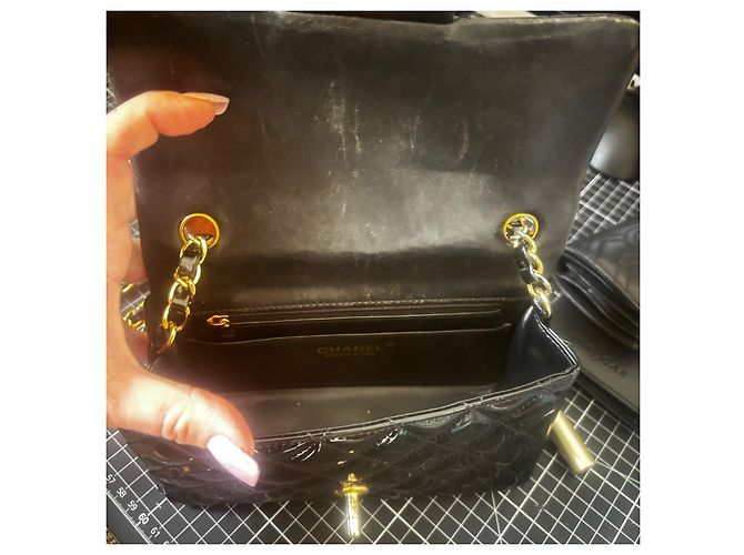 Chanel Timeless Mini in pelle vernice nera Nero - vista 6