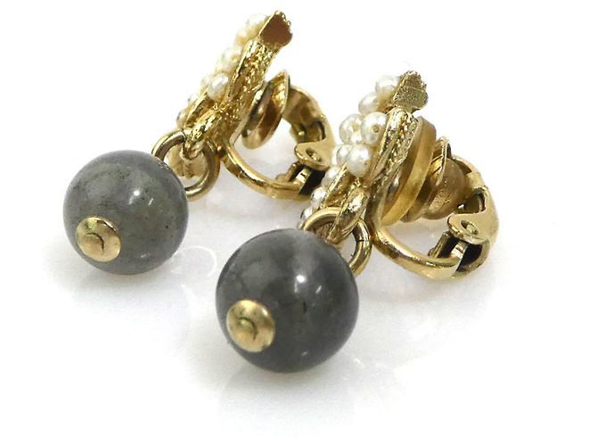Orecchini a clip Chanel oro bianchi e marroni Marrone Bianco D'oro - vista 3