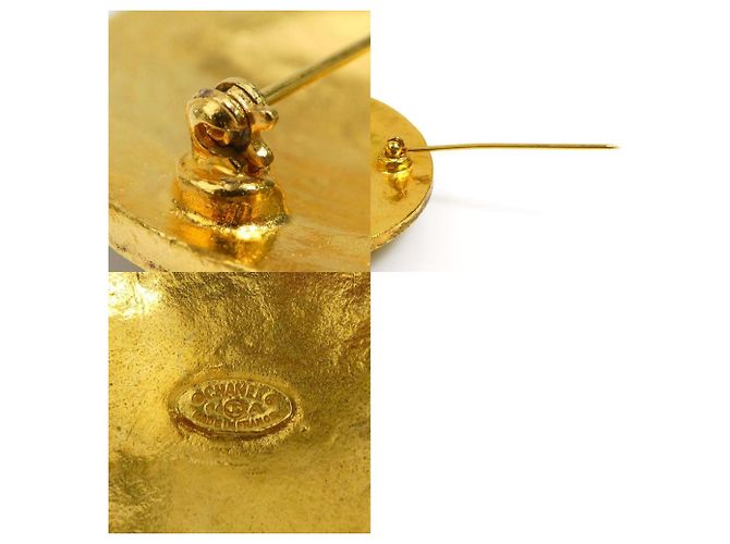 Spilla in metallo dorato Chanel Coco Mark D'oro - vista 5