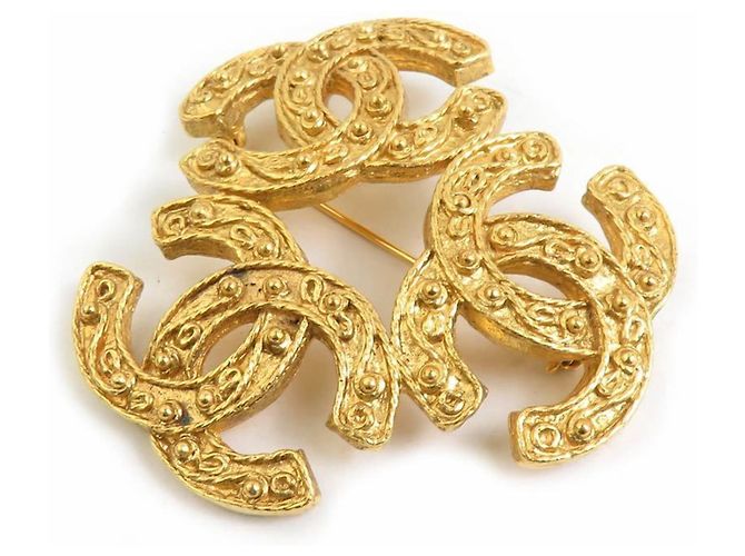 Spilla in oro Triple Coco Mark di CHANEL D'oro - vista 2