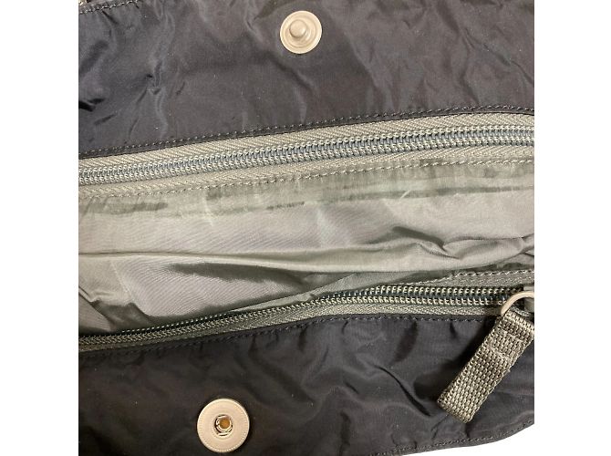 Borsa tote in nylon nero Prada Sport - vista 13