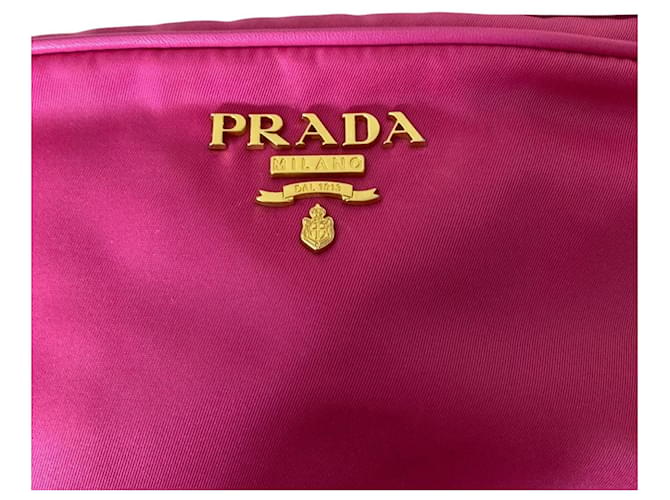 Borsa a spalla in nylon rosa Prada - vista 8