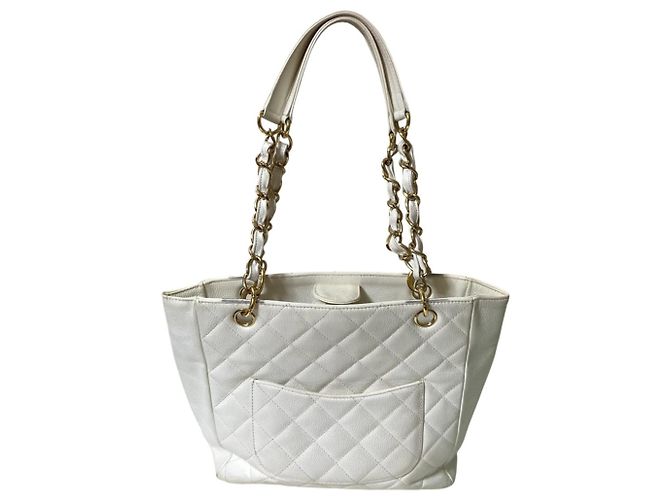 Borsa a Spalla Chanel Coco Mark Matelassé Bianca Bianco - vista 2