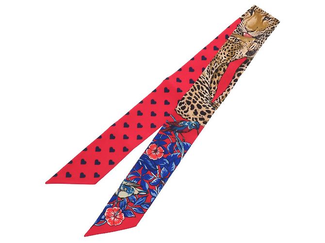 Foulard in seta Hermès Heart Twilly Jungle Love Rosso Blu - vista 2