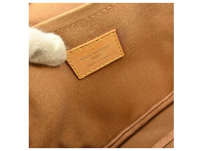 Louis Vuitton Bosphore Waist Monogram Canvas Marrone - vista 4