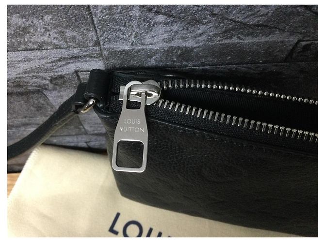 Louis Vuitton Pallas BB Crossbody Empreinte Pelle Nera Nero - vista 2