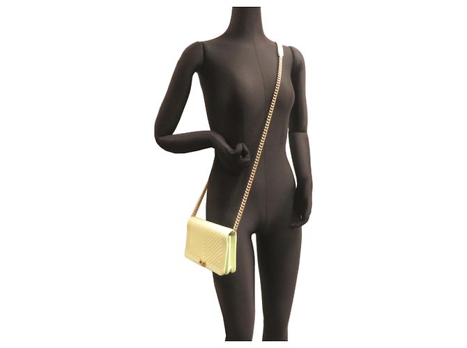 Borsa a spalla Chanel Boy V-Stitch con catena - vista 9