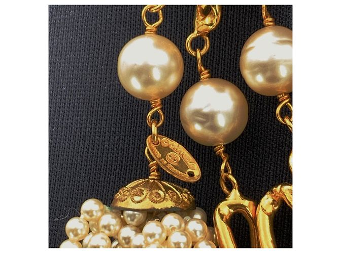 Timeless Chanel Vintage Gold- und Kunstperlen-Fransen-Halskette oder Gürtel Weiß - Ansicht 6