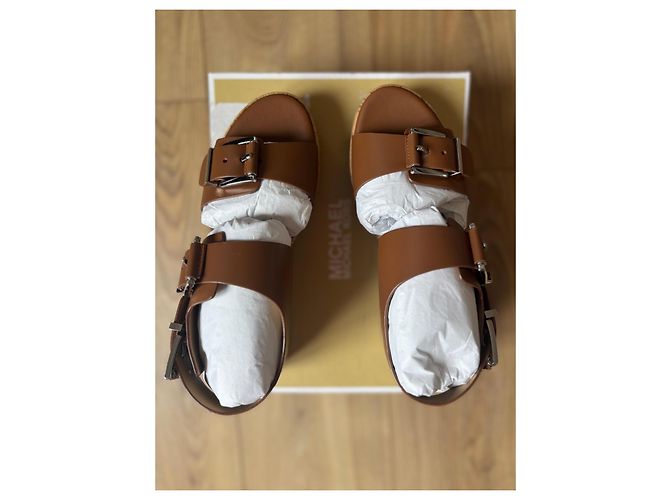 Sandalias de cuña de cuero marrón Michael Kors - vista 2