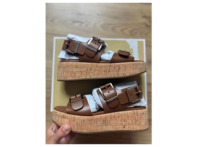 Sandalias de cuña de cuero marrón Michael Kors - vista 5