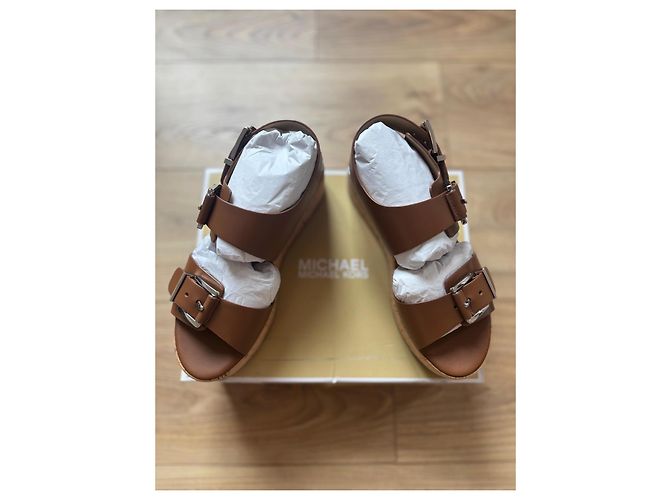 Sandalias de cuña de cuero marrón Michael Kors - vista 6