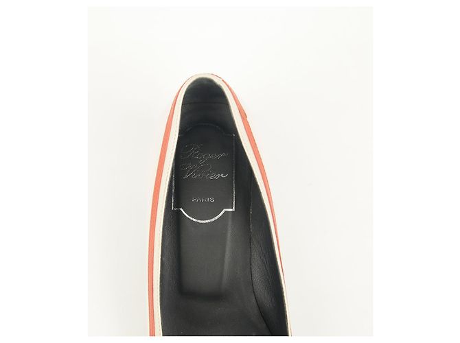 Roger Vivier Décolleté Bibi Lou Bell Bianco - vista 16